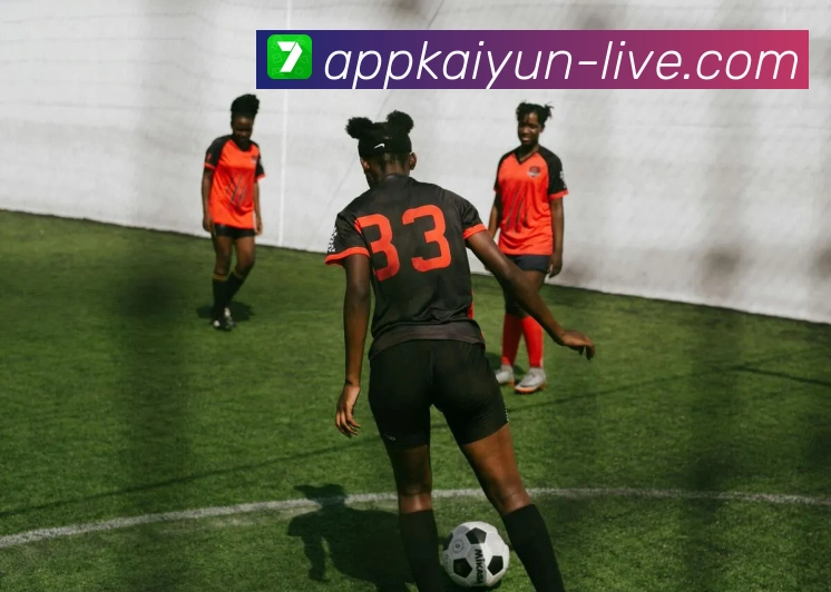 开云集团官网全新上线展示品牌奢华创新与时尚潮流风采